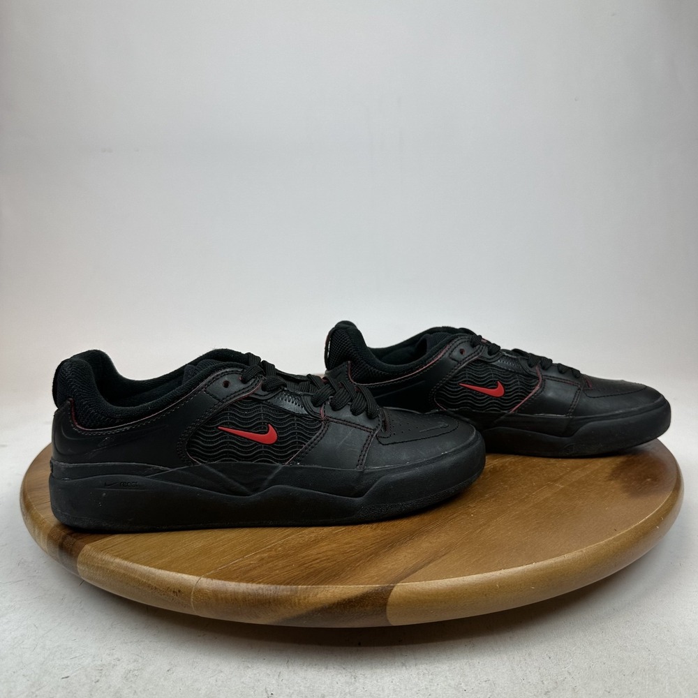 Big Kids Nike Ishod Wair Premium SB Black Red Leather Skateboarding Sneaker Sz 4
